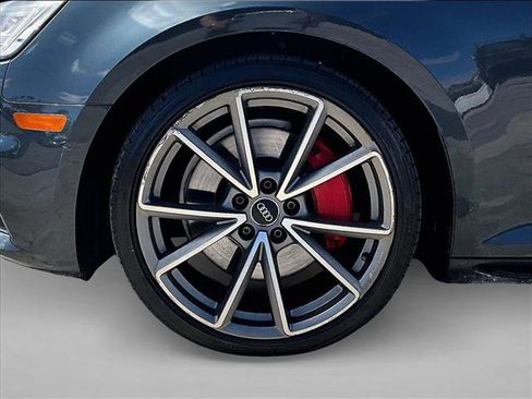 Used 2018 Audi A4 2.0T Premium Plus w/ Premium Plus Package image 8