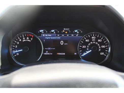 Used 2020 Ford F150 Lariat image 23