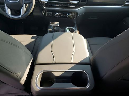 New 2026 GMC Sierra 1500 Elevation image 22