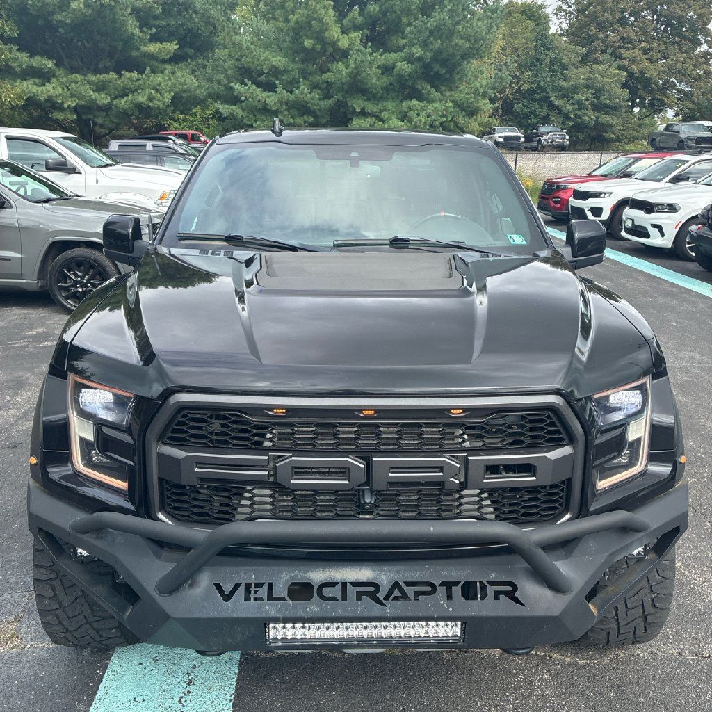 Used 2020 Ford F150 Raptor w/ Equipment Group 802A Luxury AWD/4WD image 9