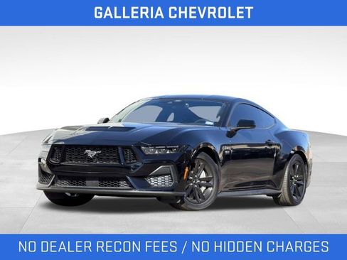 Used 2025 Ford Mustang GT image 2