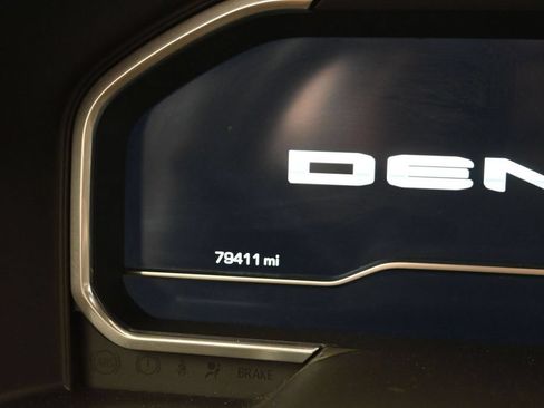 Used 2023 GMC Sierra 1500 Denali w/ Technology Package AWD/4WD image 10
