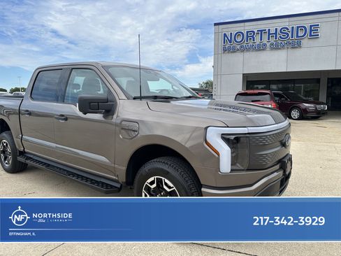 Used 2023 Ford F150 Lightning XLT AWD/4WD image 1