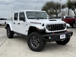 New 2026 Jeep Gladiator Mojave AWD/4WD video 2