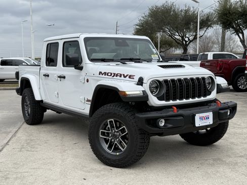 New 2026 Jeep Gladiator Mojave AWD/4WD image 2