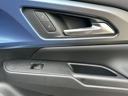 New 2026 Chevrolet Equinox EV LT FWD image 22