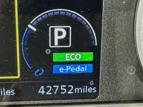 Used 2023 Nissan Leaf S FWD image 19