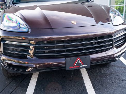 Used 2023 Porsche Cayenne Platinum Edition AWD/4WD image 5
