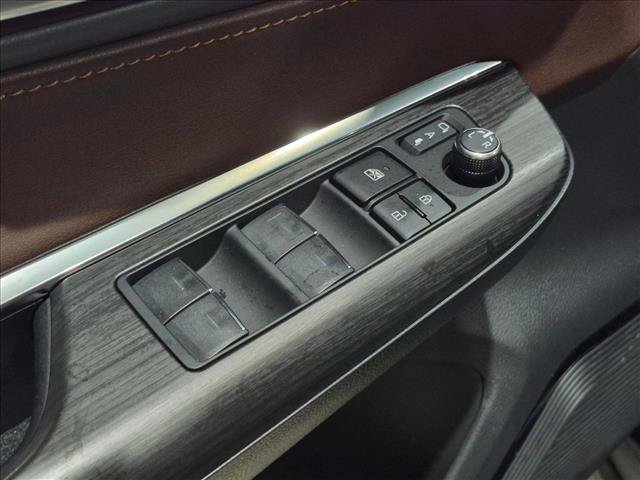 Certified 2023 Toyota Venza Limited AWD/4WD image 12