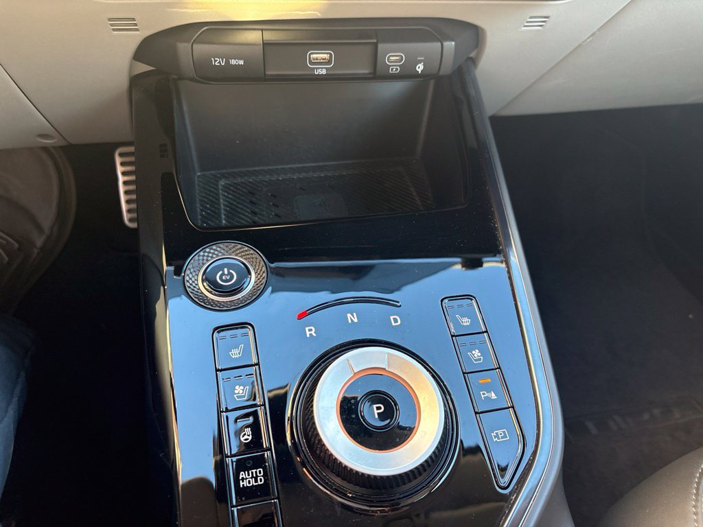 Used 2023 Kia Niro Wave w/ Wave Preserve Package FWD image 18