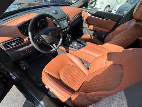 Used 2022 Maserati Levante GT image 4