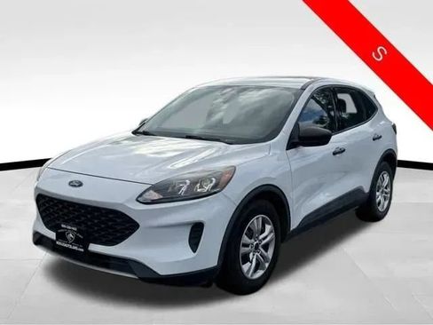 Used 2021 Ford Escape S FWD image 3