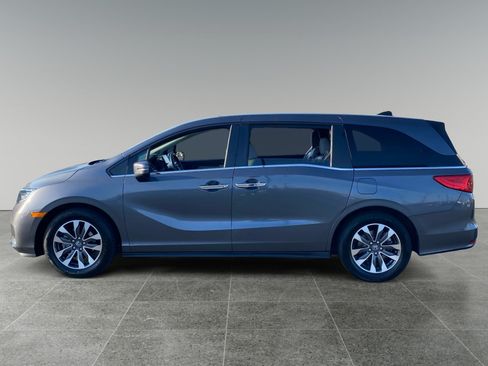 Used 2024 Honda Odyssey EX-L image 2