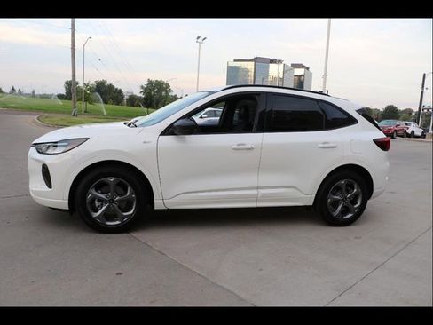 Used 2024 Ford Escape ST-Line w/ Tech Pack #1 image 3