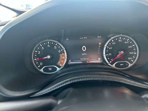 Used 2020 Jeep Renegade Trailhawk w/ Cold Weather Group image 19