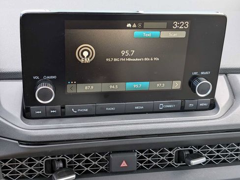 Used 2023 Honda Accord EX image 28