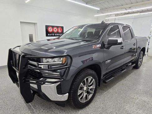 Used 2021 Chevrolet Silverado 1500 LT w/ Texas Edition Plus AWD/4WD image 3