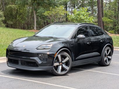 Certified 2025 Porsche Macan 4 Electric