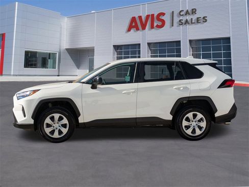 Used 2024 Toyota RAV4 LE image 10