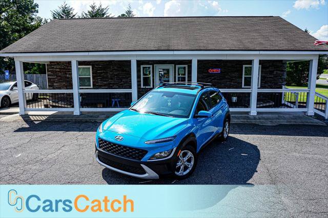 Used 2023 Hyundai Kona SEL w/ Convenience Package FWD image 2