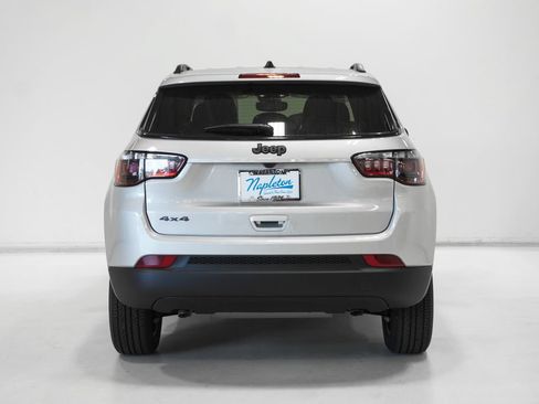 New 2026 Jeep Compass Latitude AWD/4WD image 23
