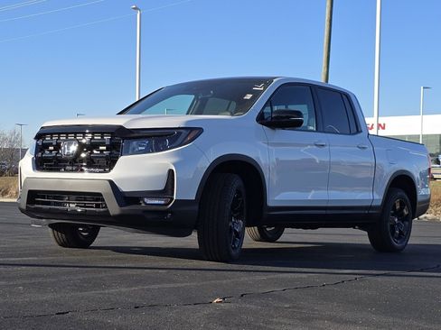 New 2026 Honda Ridgeline Black Edition image 14