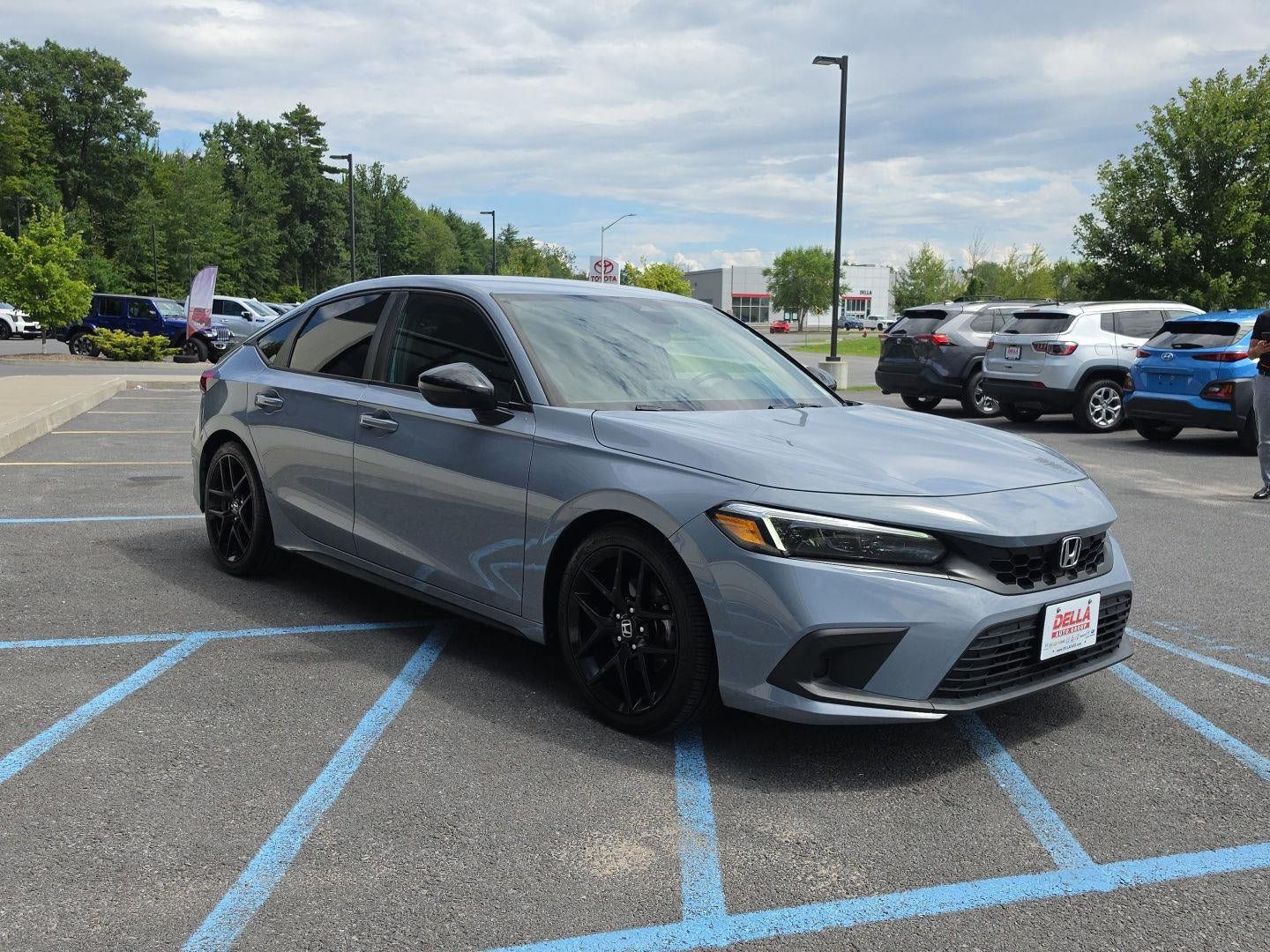 Used 2024 Honda Civic Sport image 10