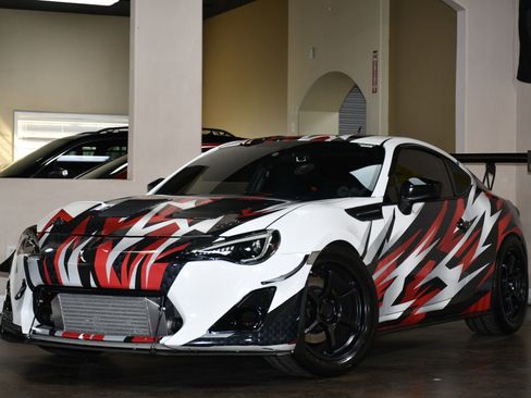 Used 2013 Scion FR-S image 4