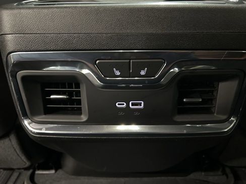 Used 2024 GMC Sierra 2500 Denali Ultimate w/ Max Trailering Package image 31