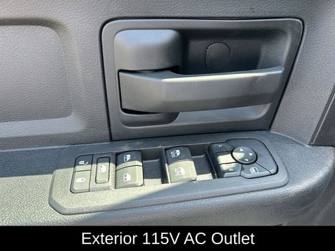 New 2025 RAM 2500 Tradesman AWD/4WD image 25