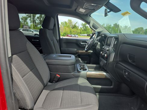 Used 2021 Chevrolet Silverado 1500 LT Trail Boss AWD/4WD image 9