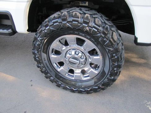 Used 2023 Ford F250 Lariat w/ Lariat Ultimate Package image 33