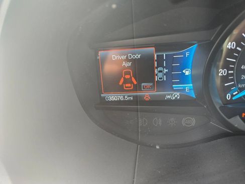 Used 2020 Ford Edge Titanium FWD image 11