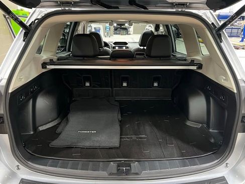 Certified 2021 Subaru Forester Limited AWD/4WD image 15