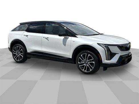New 2025 Cadillac Optiq Sport 1 image 10
