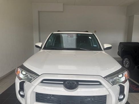 Used 2024 Toyota 4Runner SR5 Premium w/ Moonroof Package AWD/4WD image 3