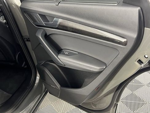Used 2024 Audi SQ5 Premium Plus w/ Premium Plus Package image 32
