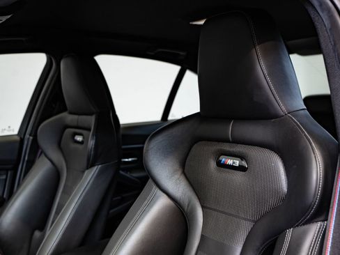 Used 2018 BMW M3 RWD image 22