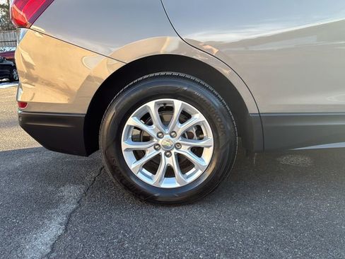 Used 2018 Chevrolet Equinox LT image 20