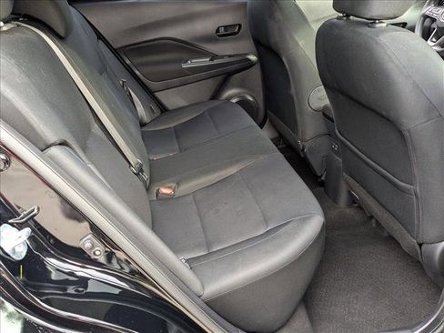 Used 2023 Nissan Kicks S image 19