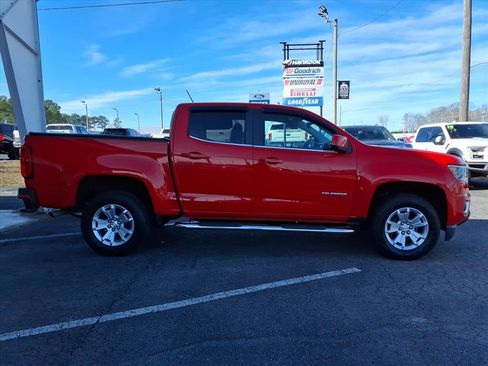 Used 2019 Chevrolet Colorado LT w/ LT Convenience Package image 8