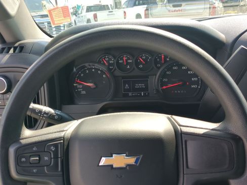 Used 2022 Chevrolet Silverado 1500 W/T w/ WT Value Package AWD/4WD image 13