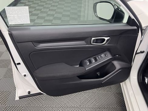 Used 2024 Honda Civic Sport image 9