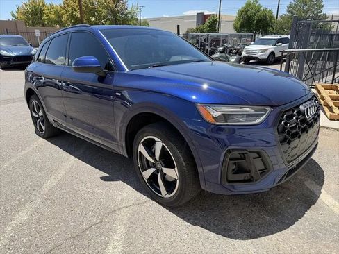Used 2023 Audi Q5 2.0T Premium Plus w/ Premium Plus Package AWD/4WD image 2