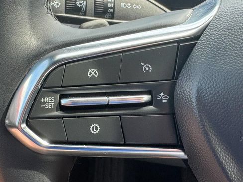 Used 2026 Chevrolet Equinox LT AWD/4WD image 23