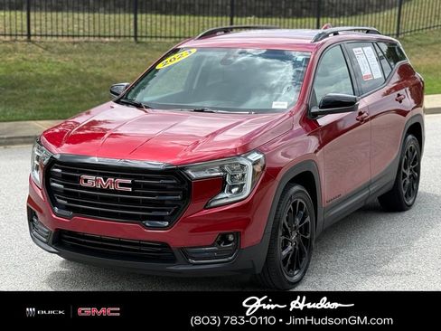 Used 2023 GMC Terrain SLT w/ Infotainment Package II FWD image 9