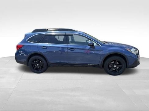 Used 2019 Subaru Outback 3.6R Limited w/ Popular Package #2 AWD/4WD image 14