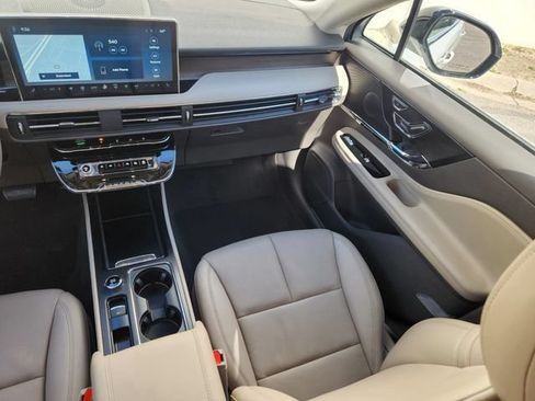 New 2025 Lincoln Aviator Black Label AWD/4WD image 12