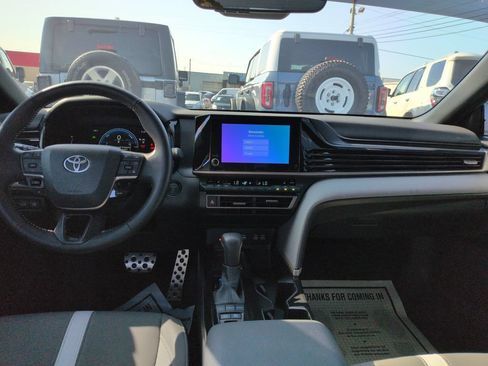 Certified 2025 Toyota Camry SE w/ Convenience Package FWD image 12