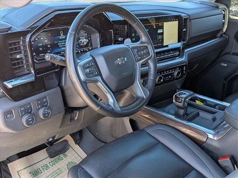 Used 2023 Chevrolet Silverado 1500 LT Trail Boss w/ LT Trail Boss Premium Package image 10